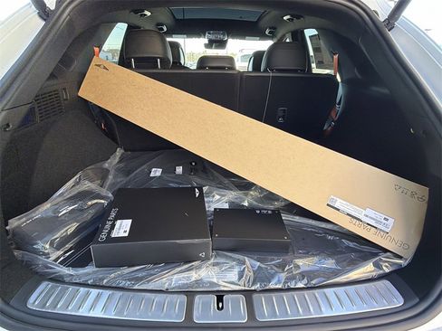 New 2026 Genesis GV70 3.5T Sport Advanced image 21