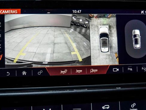 Used 2022 Land Rover Range Rover SV Autobiography Dynamic image 27