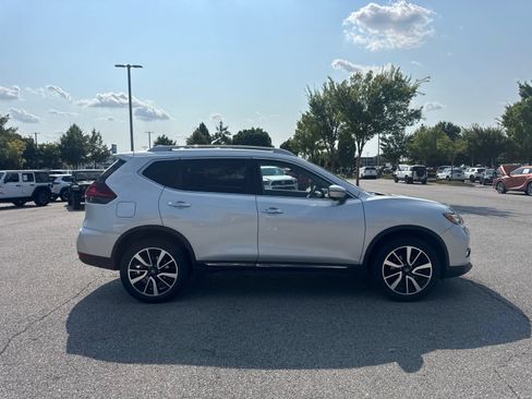 Used 2019 Nissan Rogue SL AWD/4WD image 4