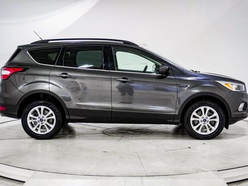 Used 2018 Ford Escape SE AWD/4WD image 10