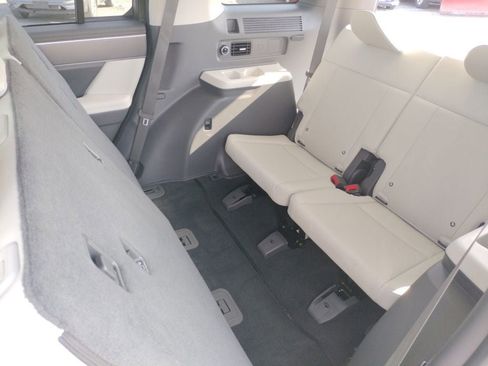 Used 2024 Hyundai Santa Fe SEL AWD/4WD image 32