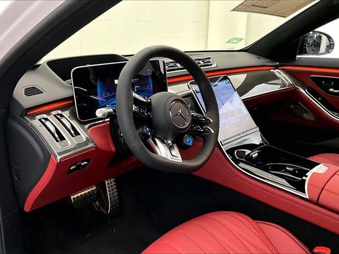 New 2026 Mercedes-Benz S 63 AMG S image 6