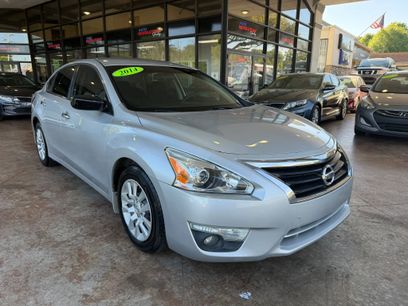 Used 2014 Nissan Altima 2.5 S w/ Display Audio Package