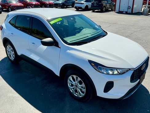 Used 2024 Ford Escape Active w/ Tech Pack #1 FWD image 4