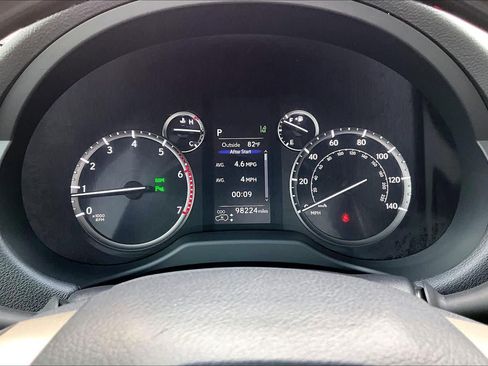 Used 2021 Lexus GX 460 Luxury w/ Accessory Package AWD/4WD image 26