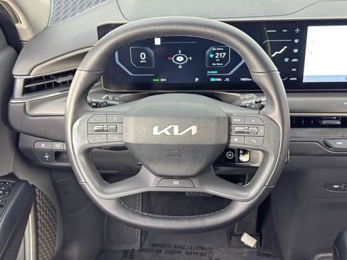 Used 2024 Kia EV9 Light Long Range image 19