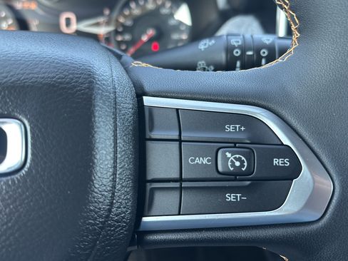 New 2026 Jeep Compass Latitude AWD/4WD image 23