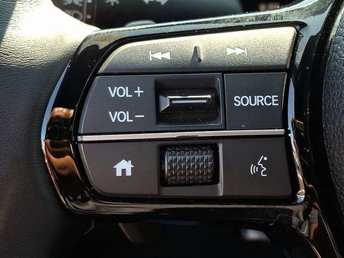 Used 2025 Honda Civic Sport image 20