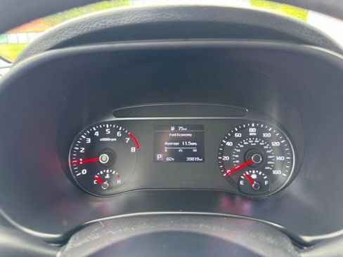 Used 2021 Kia Soul LX FWD image 14