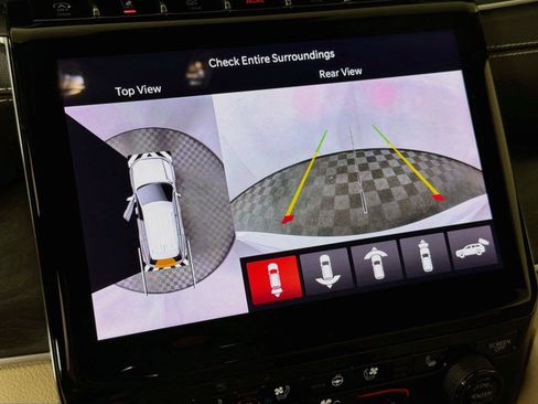 Used 2023 Jeep Grand Cherokee Limited w/ Luxury Tech Group II AWD/4WD image 21