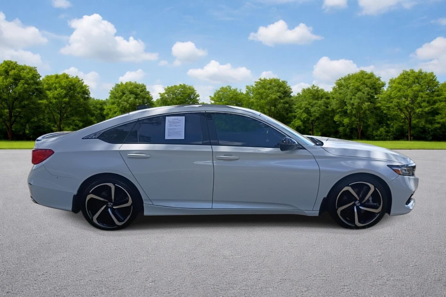 Used 2022 Honda Accord Sport image 8