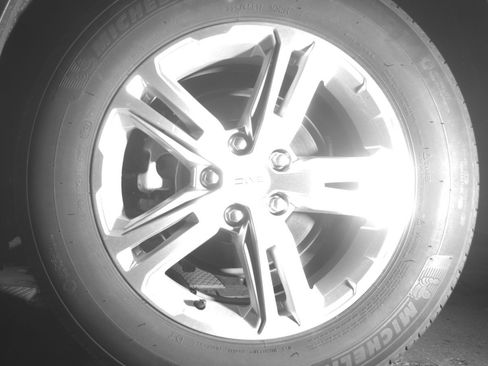 Used 2024 GMC Terrain SLE FWD image 21