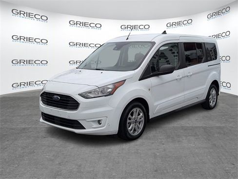 Used 2022 Ford Transit Connect XLT image 4