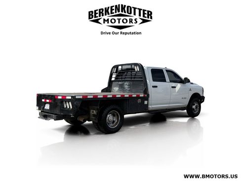 Used 2019 RAM 3500 Tradesman w/ Max Tow Package image 3