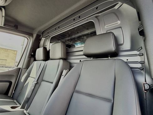 New 2026 Mercedes-Benz Sprinter 2500 image 19