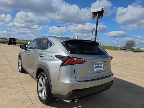 Used 2017 Lexus NX 200t FWD image 5