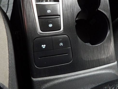 Used 2020 Ford Escape SE AWD/4WD image 14