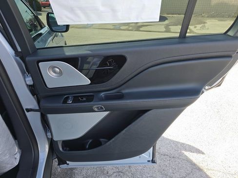 New 2025 Lincoln Aviator Reserve w/ Equipment Group 201A image 24