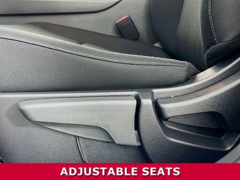 Used 2025 Nissan Sentra SV image 4