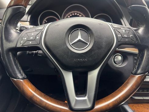Used 2014 Mercedes-Benz E 350 Sedan image 55