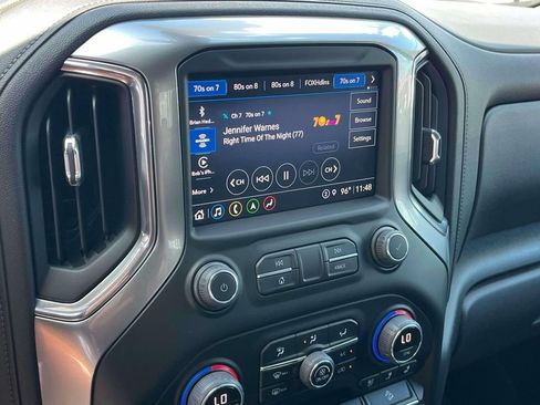 Certified 2022 Chevrolet Silverado 1500 LTZ w/ LTZ Premium Package AWD/4WD image 32