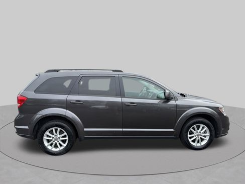 Used 2015 Dodge Journey SXT w/ Flexible Seating Group FWD image 2