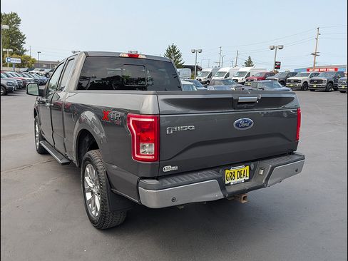 Used 2017 Ford F150 XLT w/ Equipment Group 302A Luxury AWD/4WD image 8
