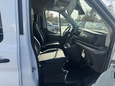 Used 2024 Ford Transit 350 XLT image 25
