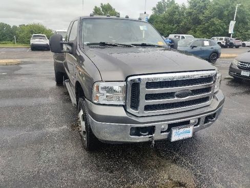 Used 2006 Ford F350 XLT AWD/4WD image 14