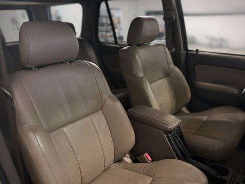 Used 2002 Toyota 4Runner SR5 image 19