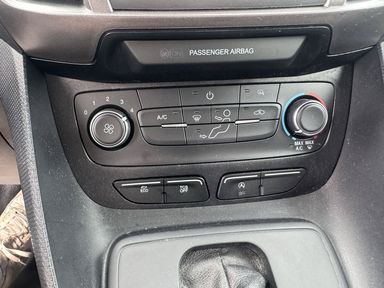 Used 2023 Ford Transit Connect XL FWD image 31