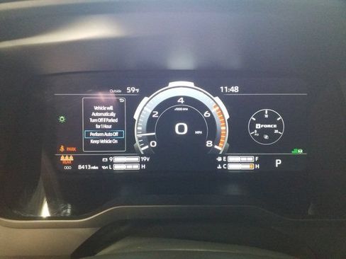 Used 2025 Toyota Tundra Limited AWD/4WD image 10