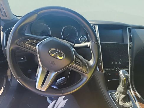 Used 2019 INFINITI Q50 Luxe RWD image 7