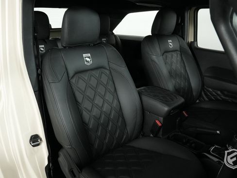 Used 2021 Jeep Wrangler Unlimited Sport image 29