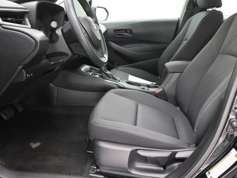 Used 2024 Toyota Corolla LE FWD image 8