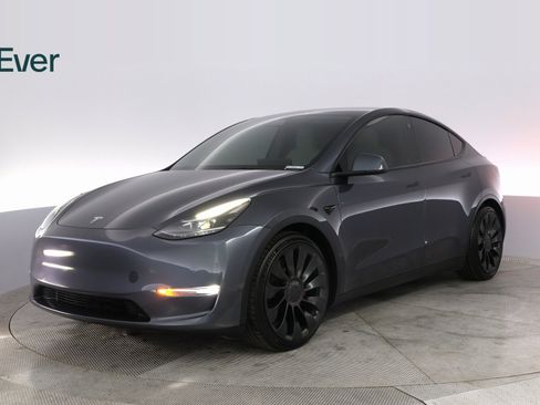 Used 2022 Tesla Model Y Performance image 2