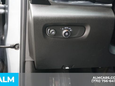 Used 2023 Chevrolet Traverse RS w/ LPO, Floor Liner Package FWD image 34