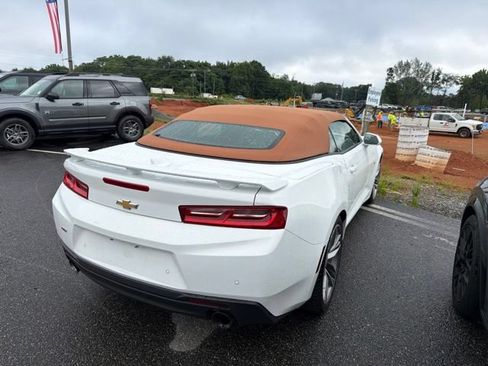Used 2017 Chevrolet Camaro LT RWD image 3