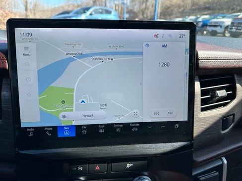 Used 2024 Ford Expedition Limited image 40