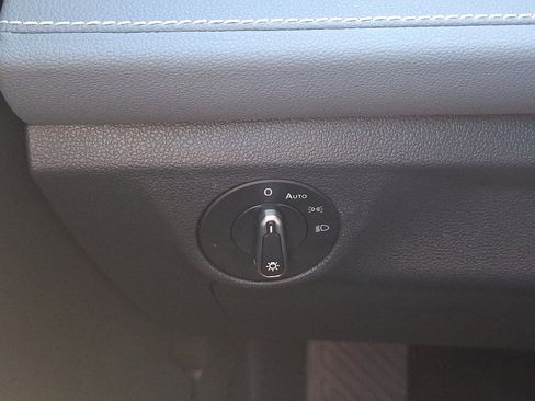 New 2026 Volkswagen Jetta SEL image 16