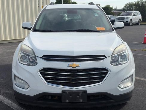 Used 2017 Chevrolet Equinox LT w/ Convenience Package AWD/4WD image 2