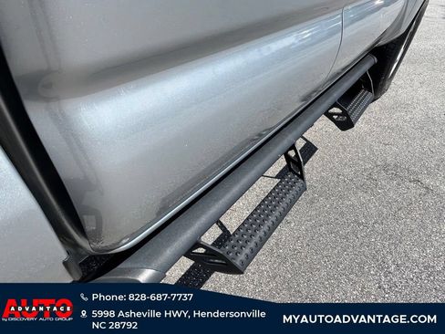 Used 2022 Toyota Tacoma SR AWD/4WD image 25