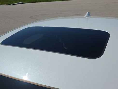 Used 2018 Honda Accord Touring image 29