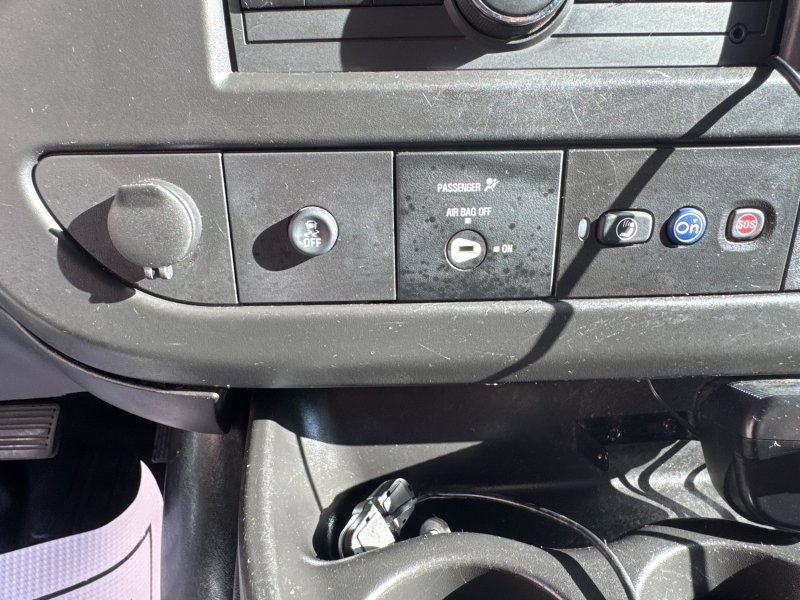 Used 2024 Chevrolet Express 3500 LS RWD image 24