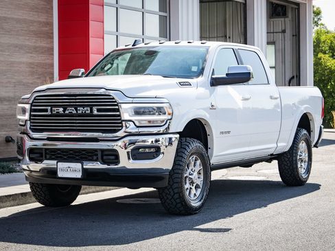 Used 2020 RAM 3500 Laramie AWD/4WD image 8