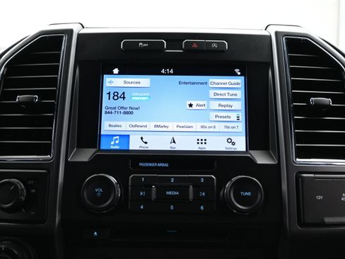 Used 2018 Ford F150 XLT w/ Equipment Group 302A Luxury RWD image 32