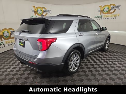 Used 2023 Ford Explorer XLT w/ Equipment Group 202A AWD/4WD image 8