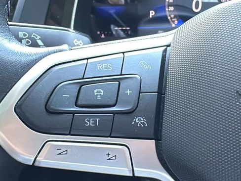 Used 2023 Volkswagen Jetta SE FWD image 12