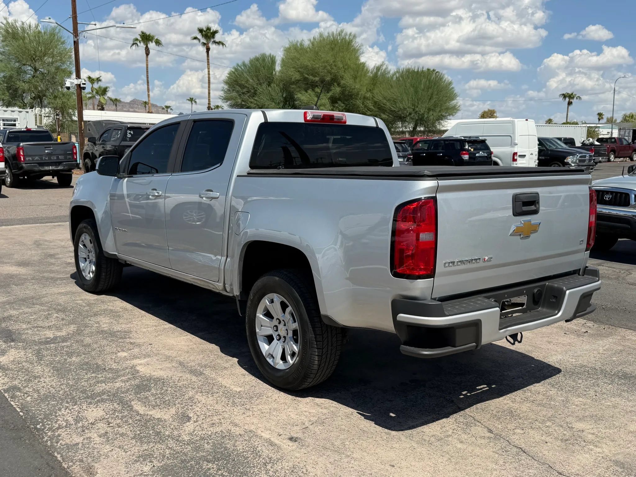 Used 2018 Chevrolet Colorado LT RWD image 4
