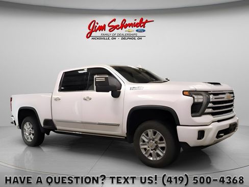 Used 2024 Chevrolet Silverado 2500 High Country w/ High Country Premium Package AWD/4WD image 1